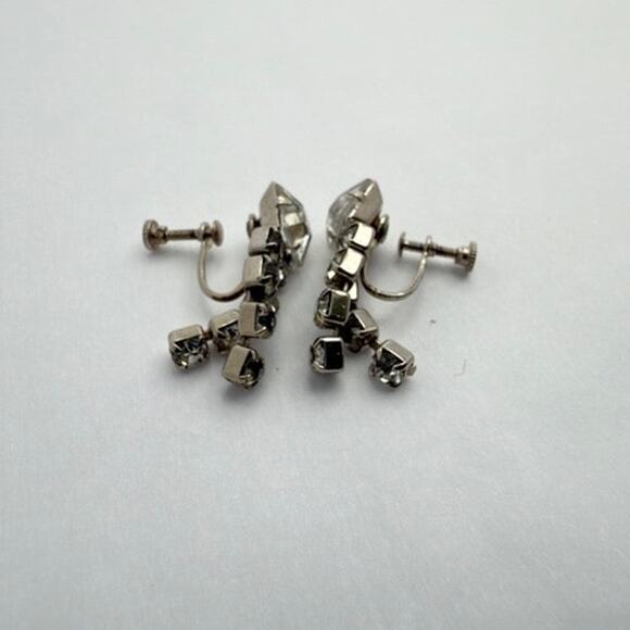 Vintage 30s Art Deco Rhinestone Earrings Silver Tone Screw Back Cascade - Picture 5 of 7